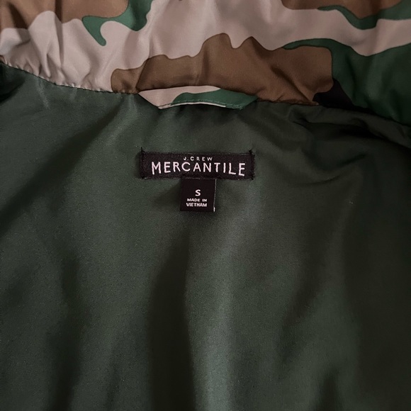 JCrew Camo Puffer Vest - Picture 3 of 3